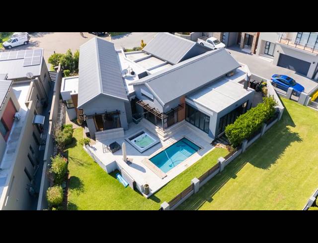 3 BEDROOM HOUSE FOR SALE IN COPPERLEAF ESTATE